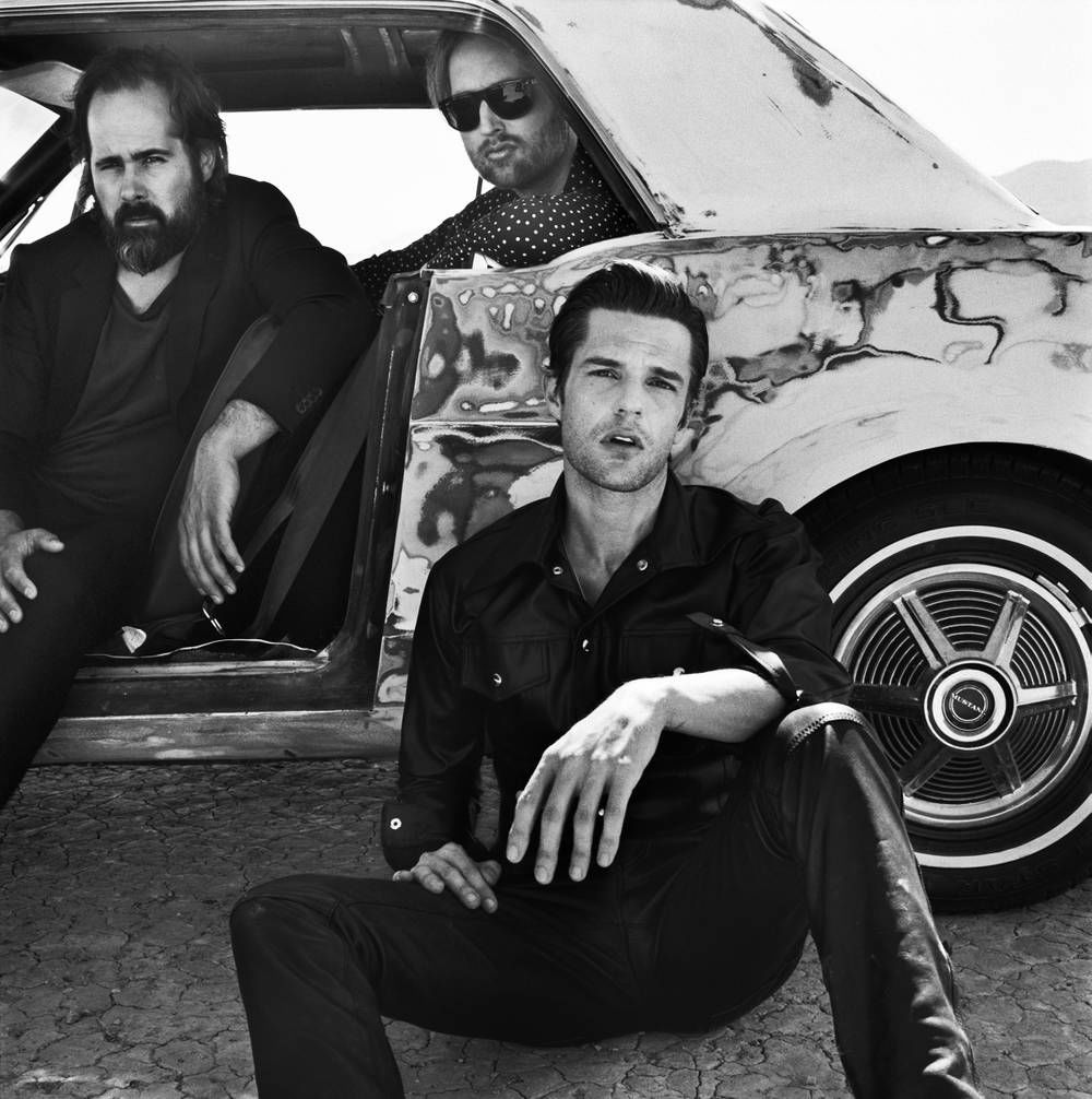 Americká skupina The Killers sa v novom klipe...