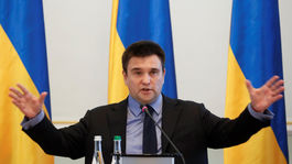 Ukrajina rokuje s USA o dodávkach zbraní, povedal Klimkin