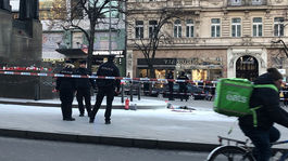 Na Václavskom námestí v Prahe sa zapálil muž, chcel skončiť ako Palach