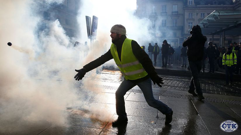 protest, žlté vesty, paríž