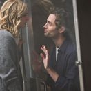 you, seriál you, penn badgley,