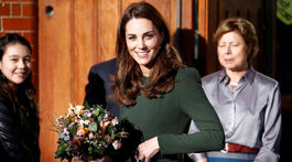 Ulica patrila vojvodkyni Kate! Svoj superštíhly driek ešte zvýraznila opaskom