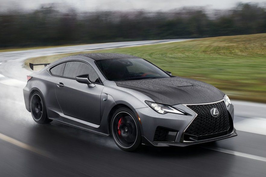 Vynovený Lexus RC F spoznáte vďaka novej...