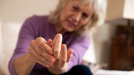 Ako si poradiť s chronickou bolesťou u seniorov?