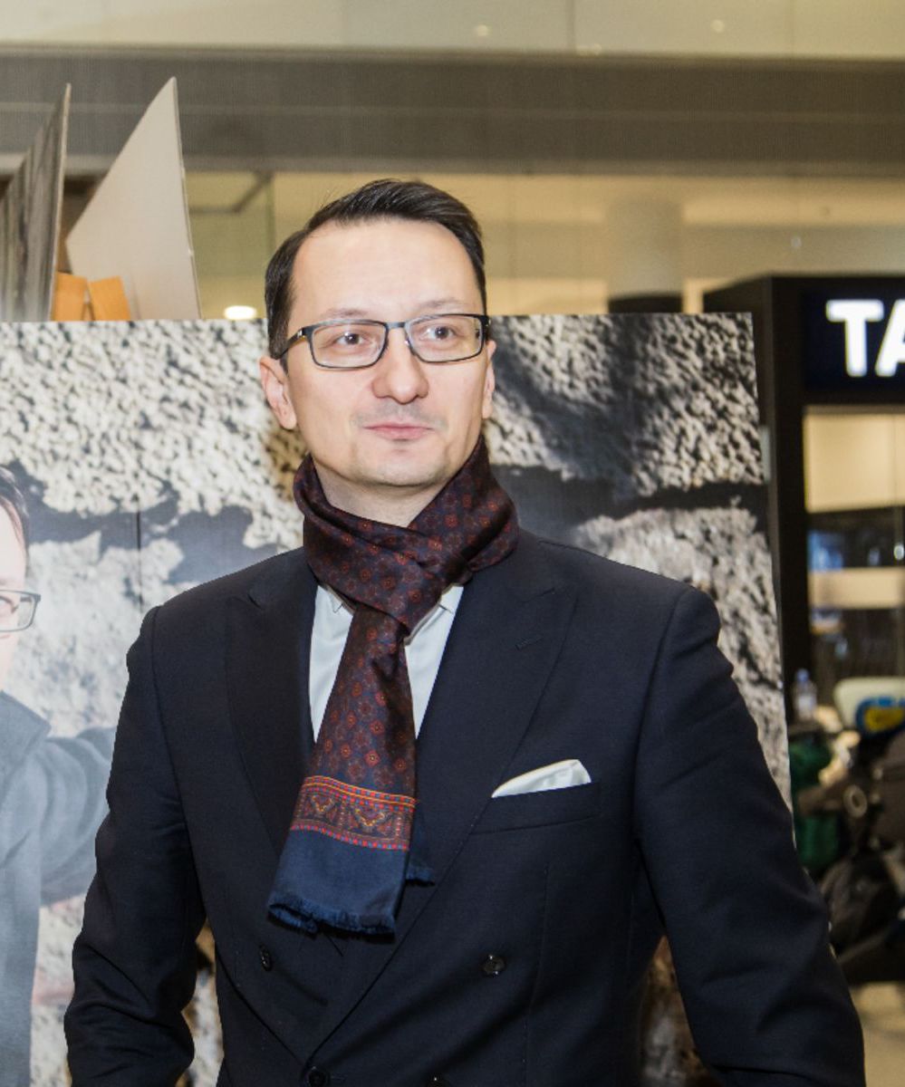 Spisovateľ Jozef Karika na premiére filmu Trhlina.