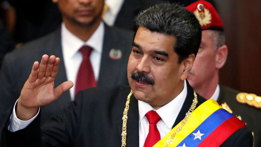 EÚ pracuje na návrhu výzvy Madurovi, aby rýchlo vyhlásil voľby