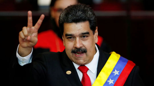 Maduro navrhuje predčasné voľby. Ale 