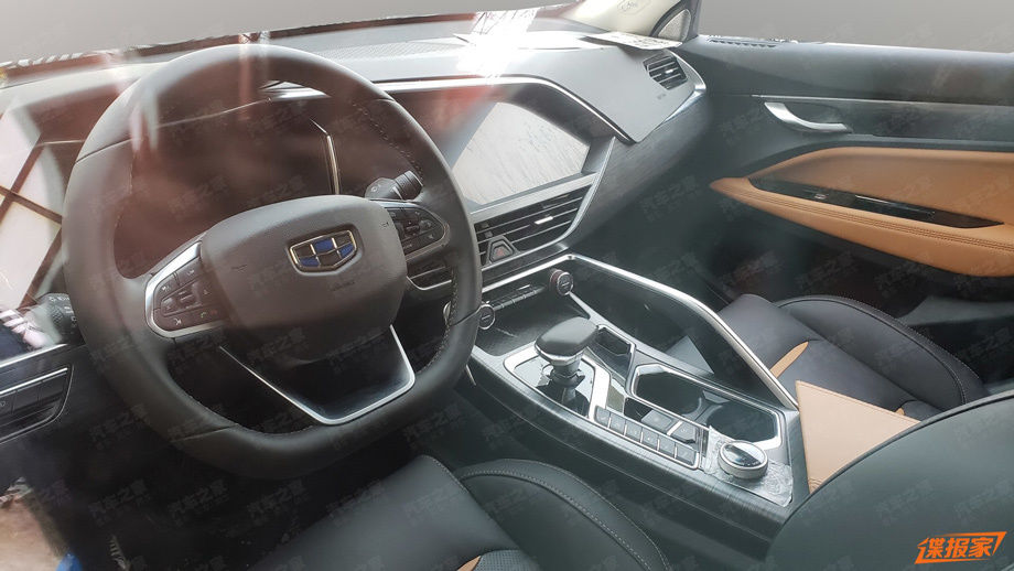 Aj v interiéri sa nájde zopár prvkov...