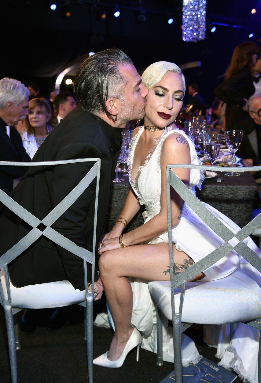 Speváčka Lady Gaga a jej snúbenec Christian...