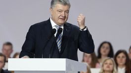 Porošenkovi viac chutí moc ako čokoláda