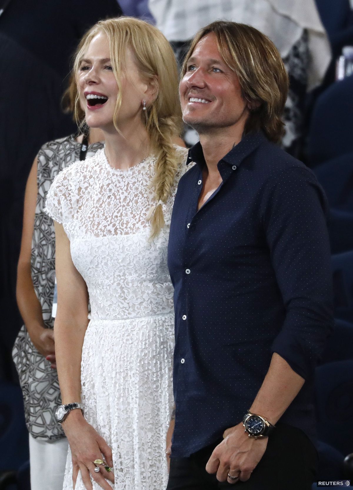 Herečka Nicole Kidman v bielych šatách...