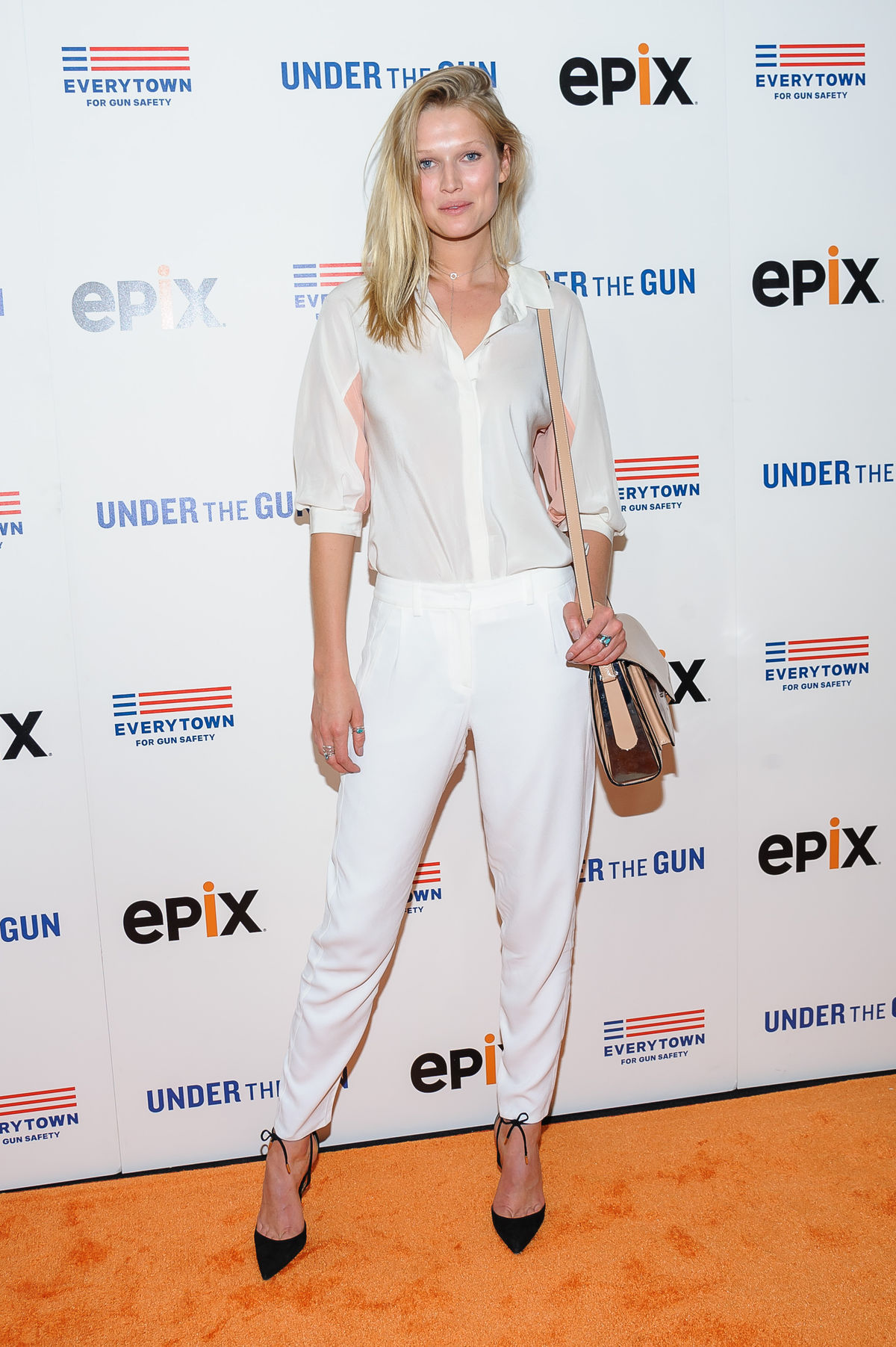 Modelka Toni Garrn na archívnom zábere z...