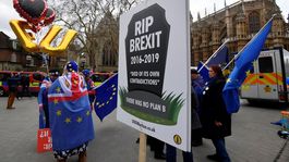 Brexit za dverami drví Britov