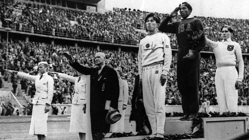 Owens Medal Auction Jesse Owens