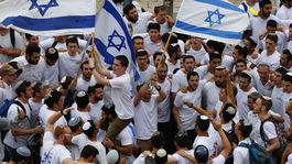 Voľby v Izraeli sa skončili, podľa prieskumov budú výsledky veľmi tesné