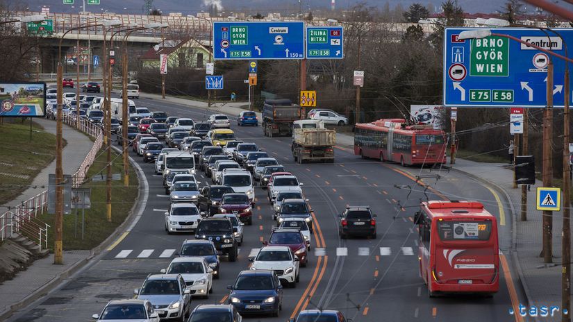 Bratislava Doprava Obmedzenia Uzávera cesta, autá