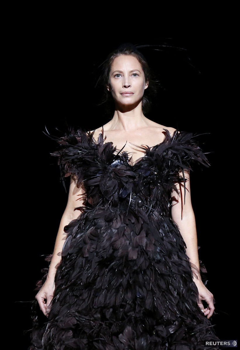 Christy Turlington počas prehliadky Marc...