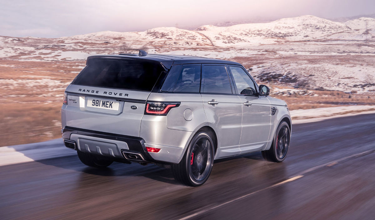 Range Rover Sport v edícii HST má výkon 294 kW...