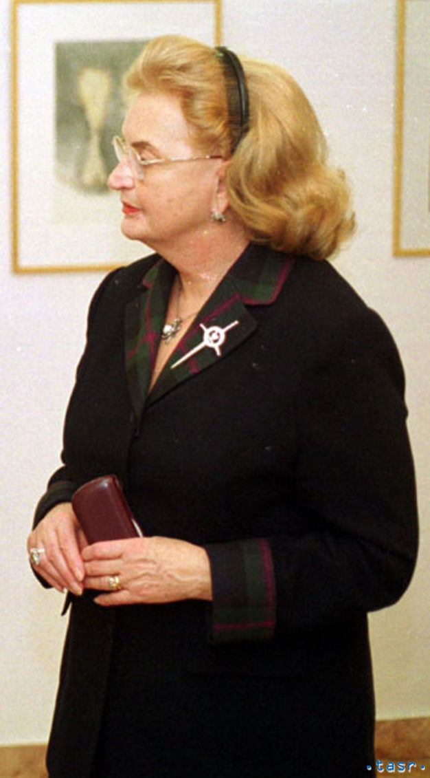 Emília Kováčová (február 2000)