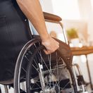 vozíčkar, hendikep, invalid