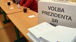 Prezidentské voľby: Šefčovič zatiaľ vedie, nervozita u Mistríka