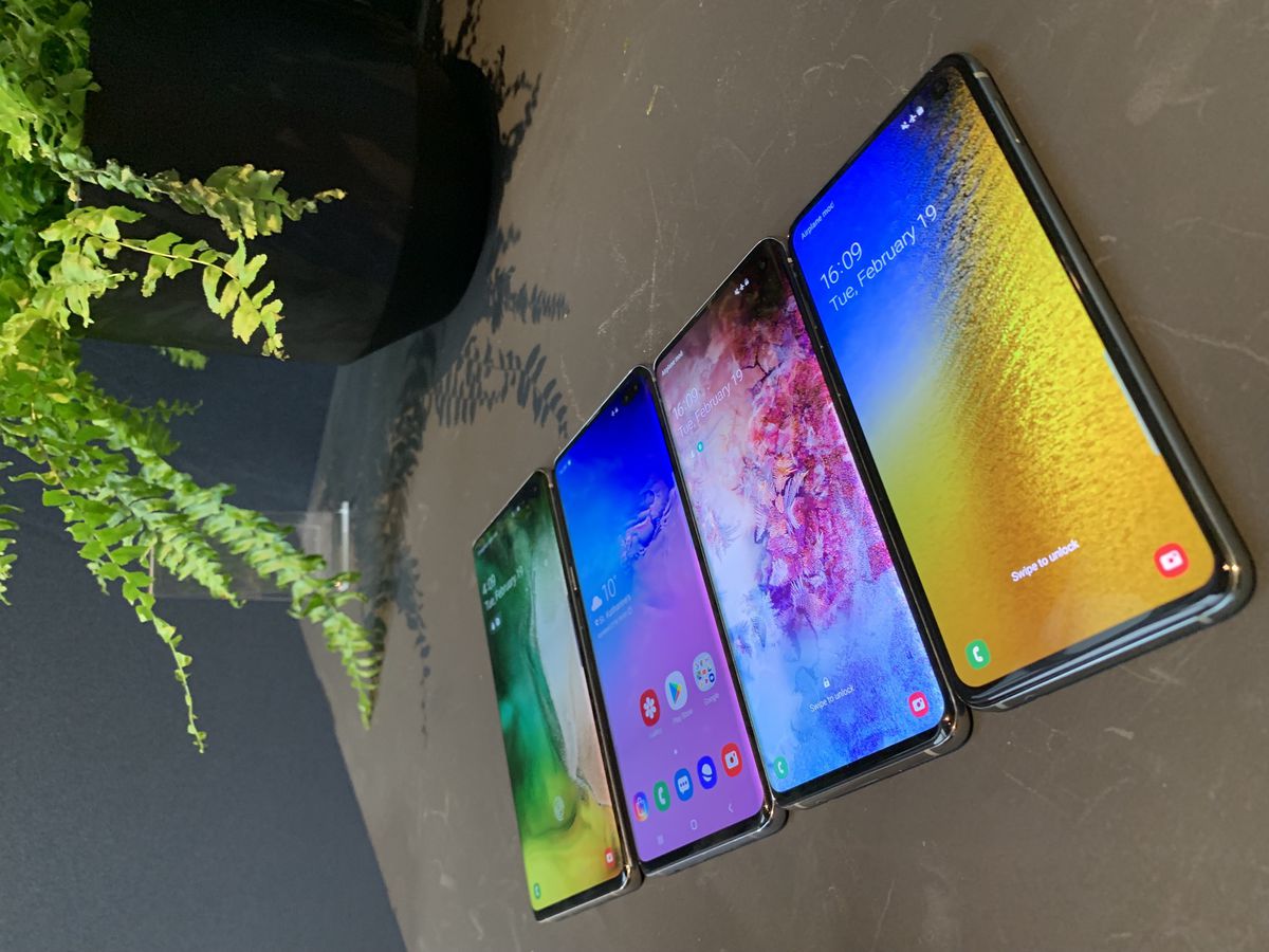 Samsung predstavil desiatu generácia mobilov...