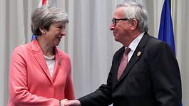 Juncker a Mayová sa v Egypte zhodlli na troch oblastiach brexitových rokovaní