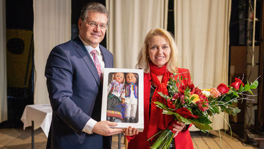 Manžela sprevádza aj počas jeho prezidentskej...