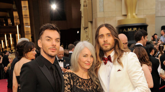 Herec a spevák Jared Leto (vpravo) vzal na...