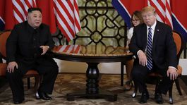 Trump: Za neúspech summitu v Hanoji sú zodpovední demokrati a Cohenov výsluch