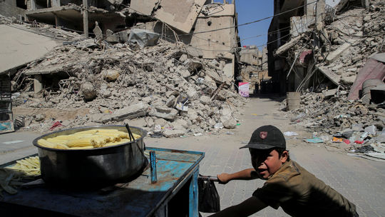 Pri útoku na sýrsku Dúmu bola použitá látka s chlórom, tvrdí OPCW