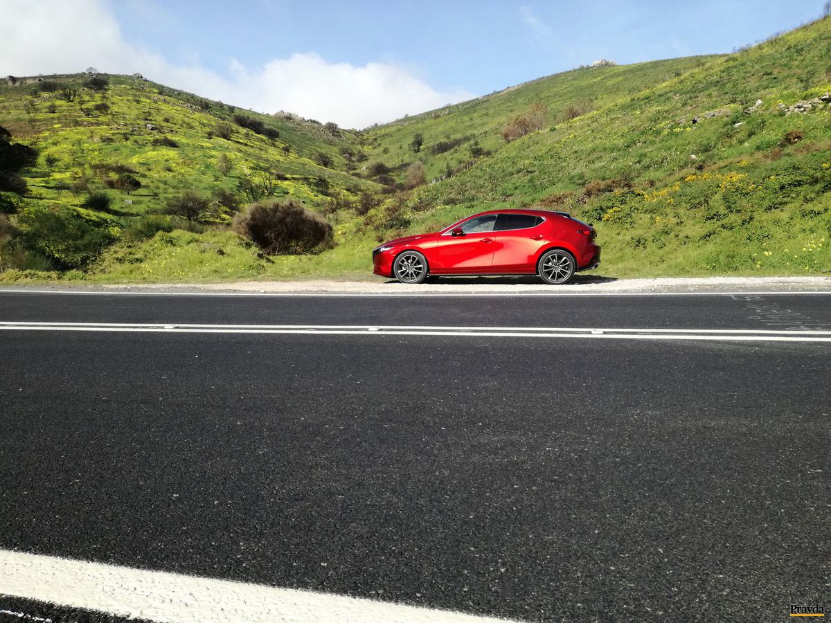 Mazda 3 dostala opäť dizajn plný emócií.
