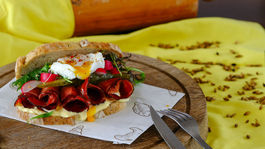 Desiatový bufet... a chlebový! Prečo ho tak milujeme?