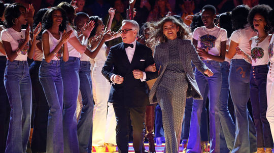 Dizajnér Tommy Hilfiger a herečka Zendaya...