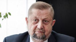 Harabin si cenu Homofób roka na Dúhovom pochode neprevezme