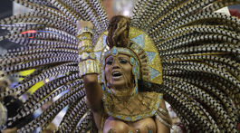 Brazília Sao Paulo karneval sprievod, Tanečníčka zo školy samby Academicos do Tucuruvi