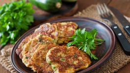 Cuketu nastrúhajte, pridajte parmezán a večera je takmer hotová! 