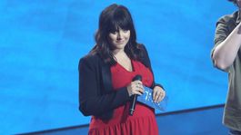 Budúca mamička Ewa Farna na pódiu! Takto jej pristane tehotenské bruško