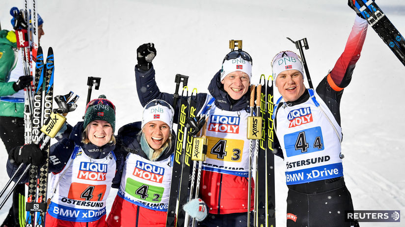 Nórska miešaná štafeta oslavuje zlatú medailu z...