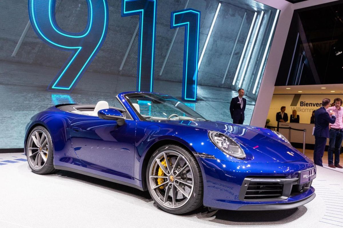 Porsche 911 Carrera Cabriolet