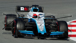 Trpký štart aj pre Kubicu. Poníženie tradičnej stajne si odniesol jej technický šéf