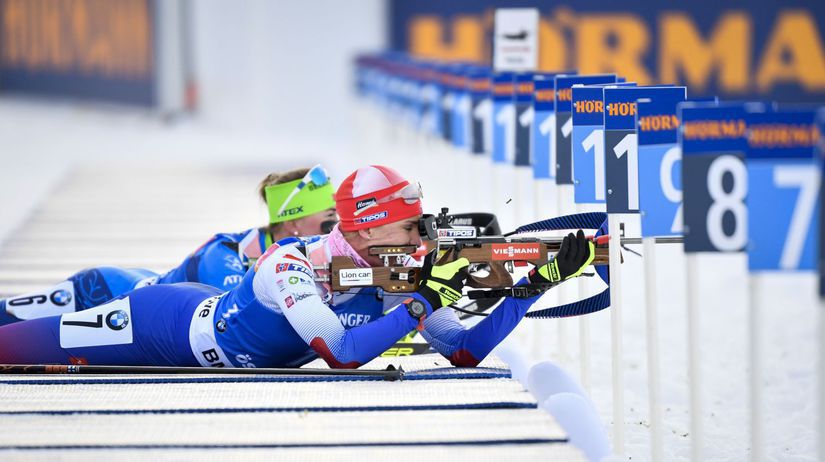 Anastasia Kuzminová na strelnici počas...