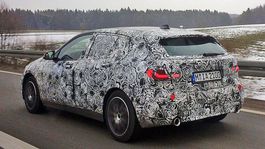 BMW 1: Nová generácia skoncuje so zadokolkou. Zákazníkom to vraj nevadí