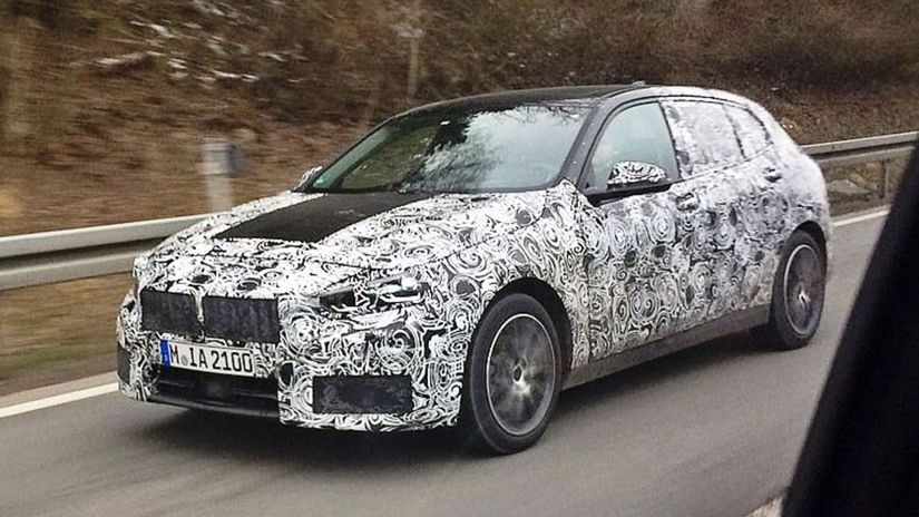 Už prvé snímky maskovaného BMW radu 1 novej...
