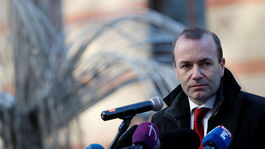 Weber: Pozastavenie členstva Fideszu v EPP je jasným odkazom