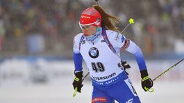 Fialková stála na virtuálnej bedni, potom prišiel kolaps. Minula všetky terče