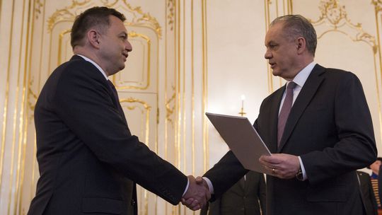 Prezident Kiska prijal demisiu Kažimíra, financie dočasne povedie premiér Pellegrini