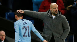 Zostanem! Guardiola vraj City neopustí ani napriek trestu