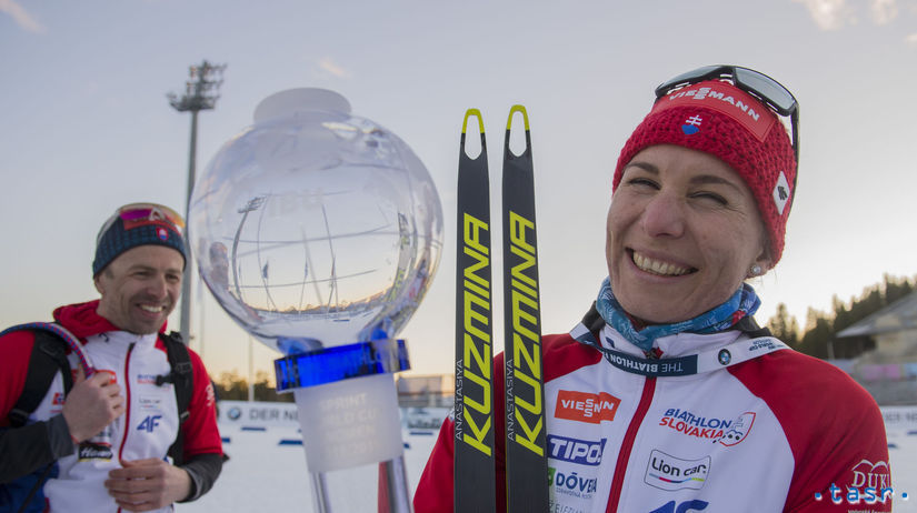 Anastasia Kuzminová s manželom Danielom a malým...