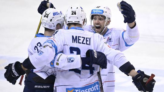 SR Hokej TL Štvrťfinále Play Off Trenčín Nitra TNX